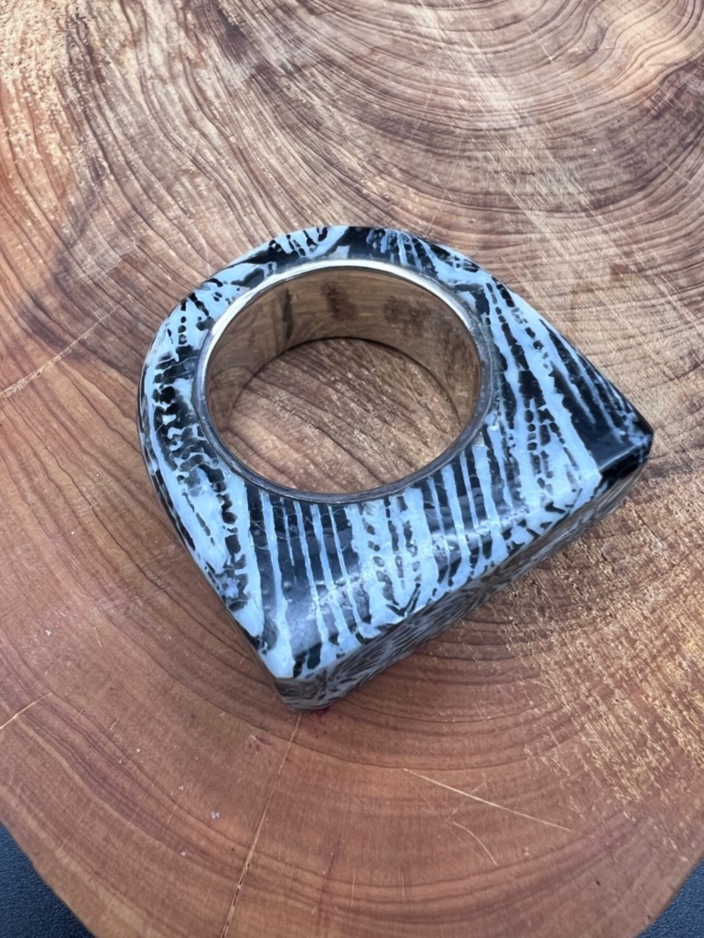 Sterling Silver & Resin Starburst Ring - Picture 2 of 7